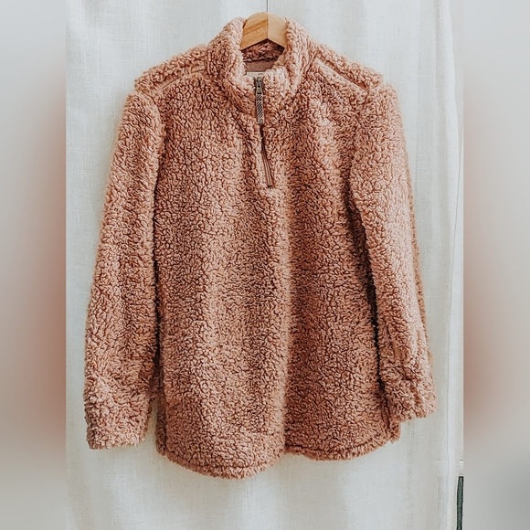 Fluffy pink sweater vest - Picture 3 of 4